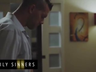 Pisikene &lpar;rachel rivers&rpar; annab sisse kuni tema isa sisse seadus &lpar;ramon nomar&rpar; saab tema tussu lakkus - pere sinners