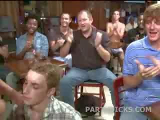 Gay bar peter party cumshots and blowjobs