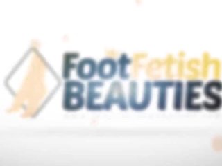 Barefoot Redhead clips off pleasant Feet in Public: HD porn 4f