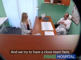 Fakehospital jauns medmāsa aizņem dubults spermas izšāviens no oversexed surgeon xxx filma video