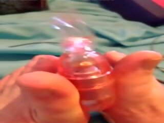 Clitoris vibrator între mea picioare